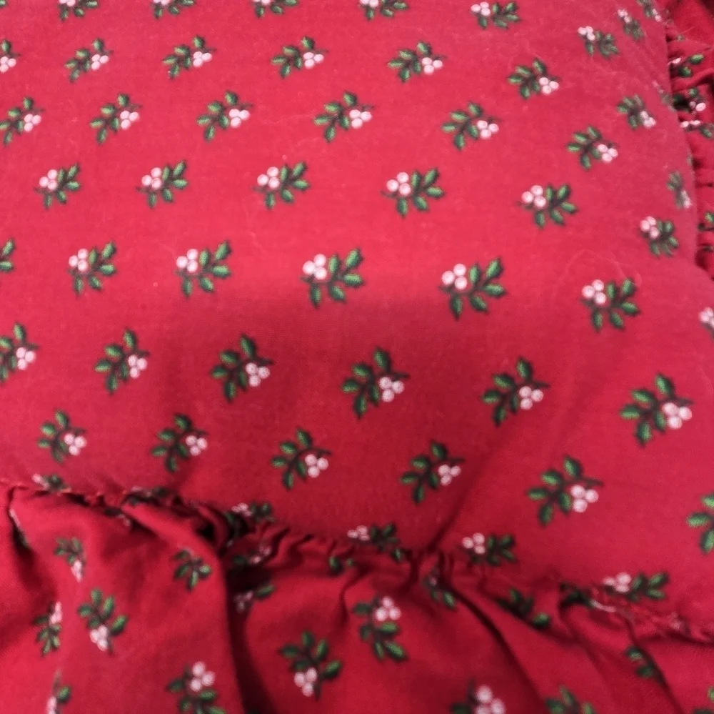 VINTAGE HANDMADE NEEDLE WORK EMROIDERY CHRISTMAS THROW PILLOW POINSETTIA RED